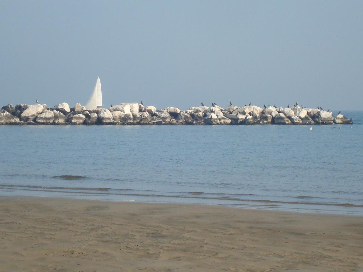 Ersilia Hotel 2*